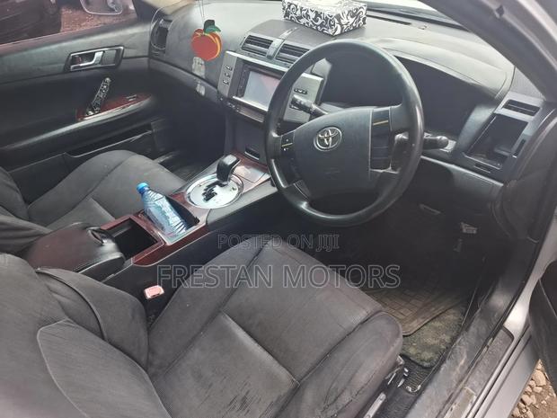 Toyota Mark X 2006 Silver
