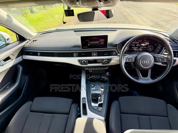 Audi A4 2018 Silver
