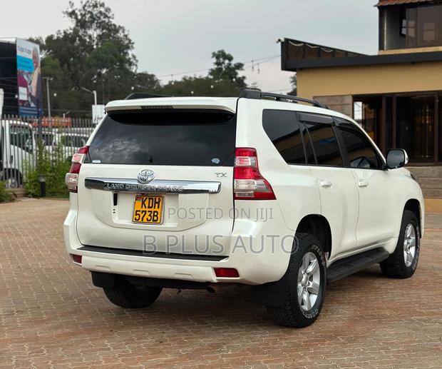 Toyota Land Cruiser Prado 2014 White