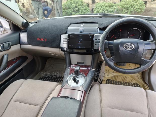 Toyota Mark X 2006 Silver