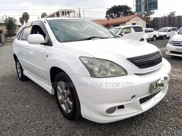Toyota Harrier 2004 White