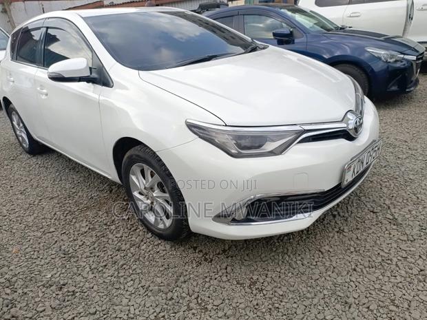 Toyota Auris 2016 White