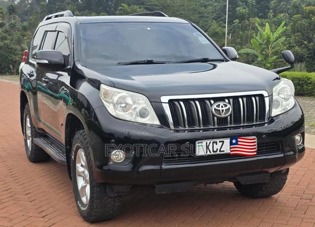 Toyota Land Cruiser Prado 2.7 i 2013 Black