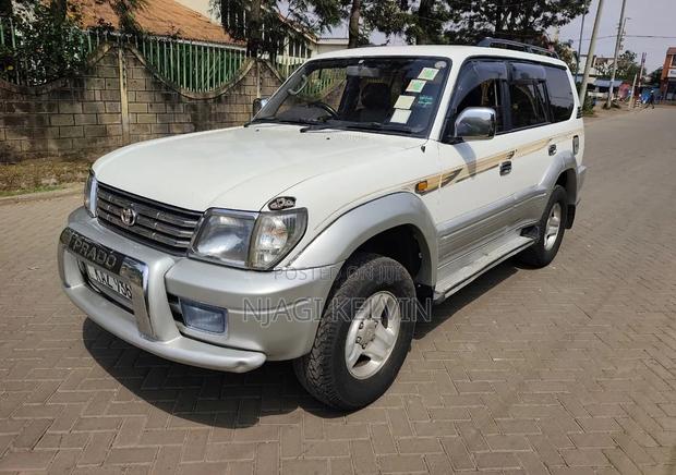 Toyota Land Cruiser Prado 2000 Pearl