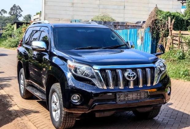 Toyota Land Cruiser Prado 2.8 D-4D 2015 Gray