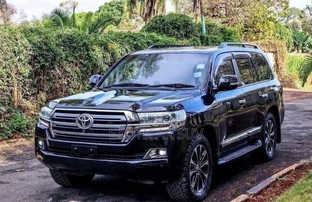 Toyota Land Cruiser 2014 Gray