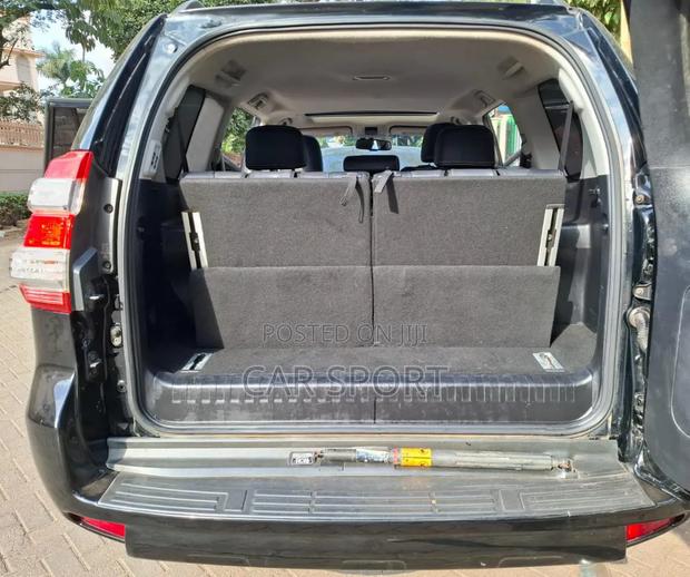 Toyota Land Cruiser Prado 2014 Black