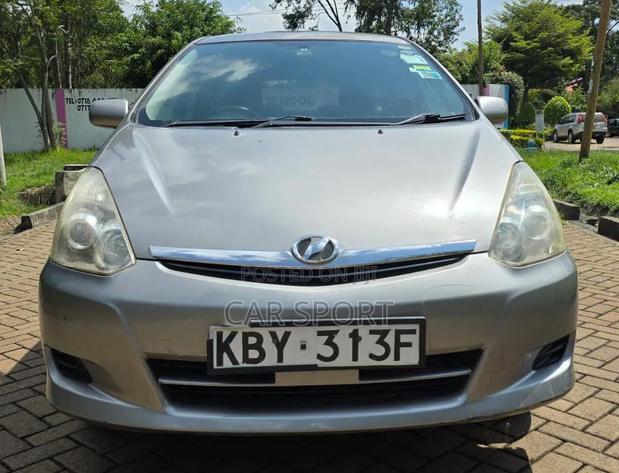 Toyota Wish 2007 Brown