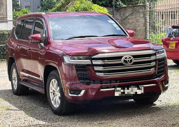 Toyota Land Cruiser 4.6 V8 ZX 2014 Maroon