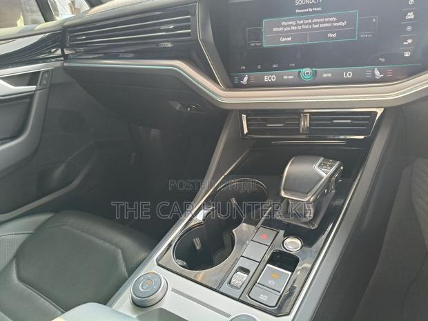 Volkswagen Touareg 2019 Pearl