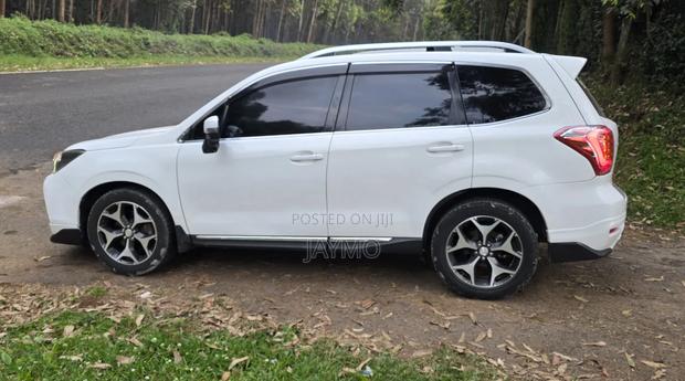 Subaru Forester 2013 Pearl