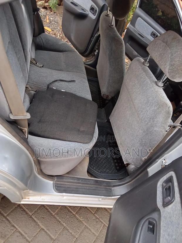 Nissan Sunny 1998 Silver