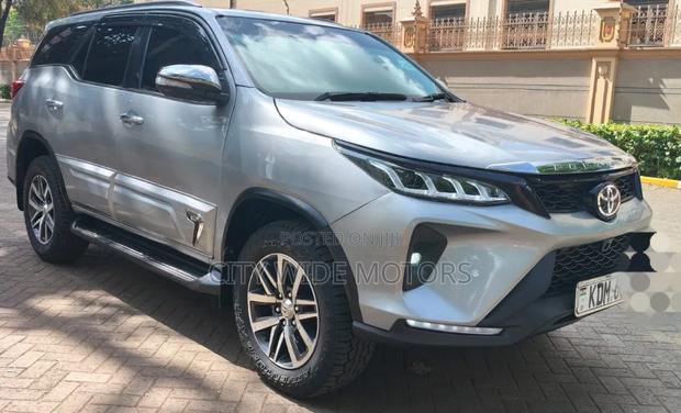 Toyota Fortuner 2017 Gray