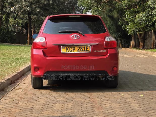 Toyota Auris 2010