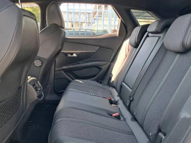 Peugeot 3008 2019 Pearl