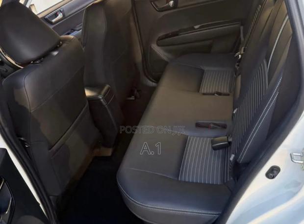 Toyota Corolla Fielder 2019 Off white