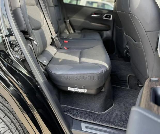 Toyota Land Cruiser 2022 Matt Black