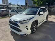 Toyota RAV4 2019 Pearl for sale