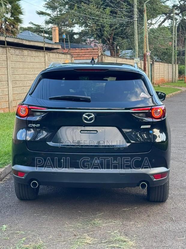 Mazda CX-8 2019 Blue