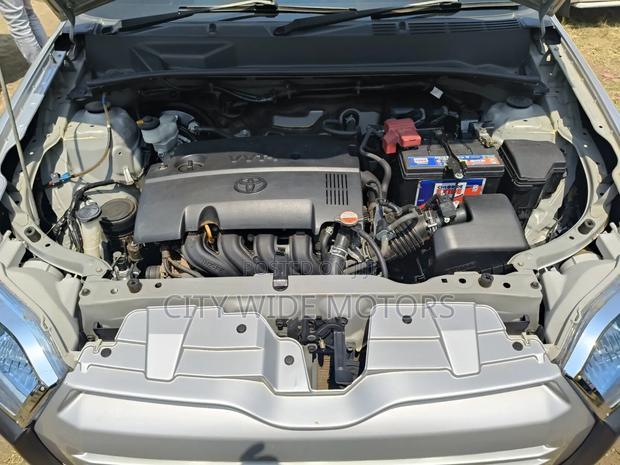 Toyota Probox 2016 Silver