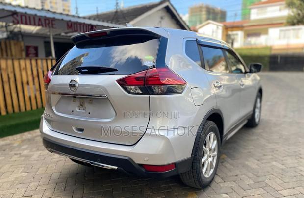 Nissan X-Trail 2018 Silver