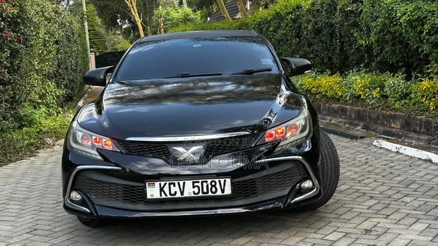 Toyota Mark X 2.5 AWD 2013 Black