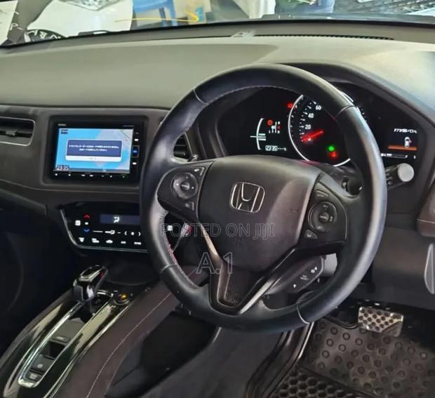 Honda Vezel 2019 Brown