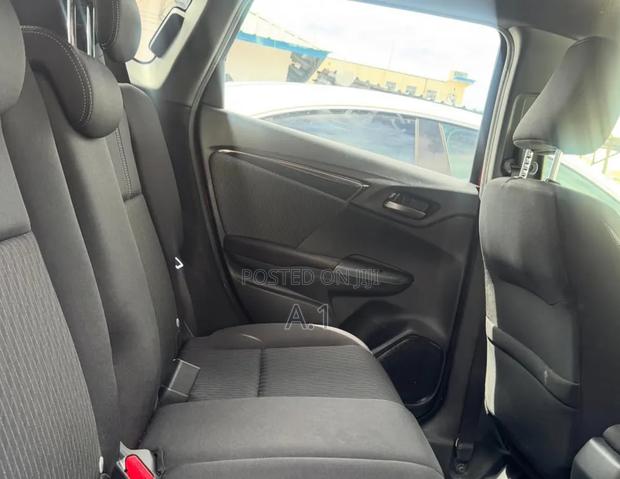 Honda Fit 2019 Maroon