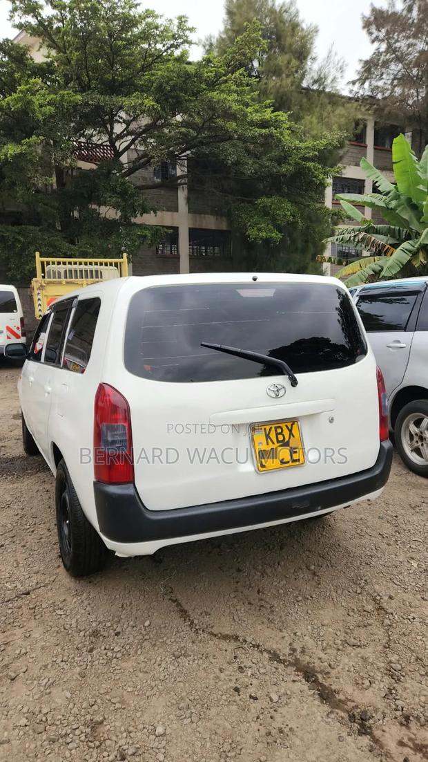 Toyota Probox 2007 White