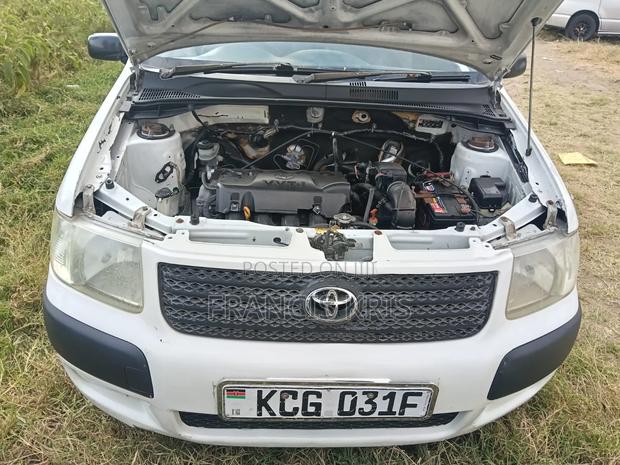 Toyota Succeed 2008 White