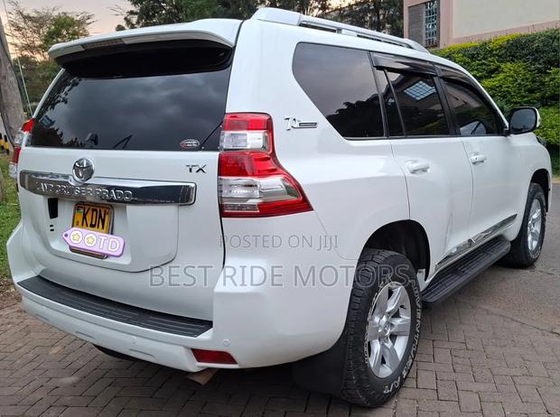 Toyota Land Cruiser Prado 2016 Pearl