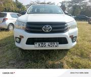 Toyota Hilux 2017 White for sale