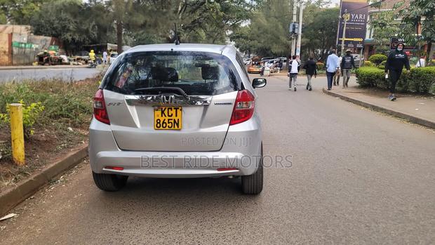 Honda Fit 2012 Silver