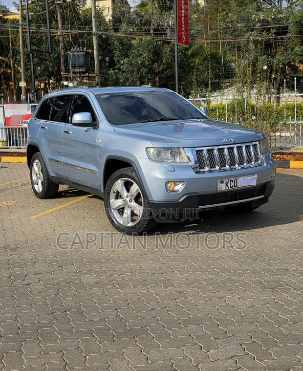 Jeep Grand Cherokee 2012 Blue