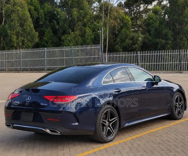 Mercedes-Benz CLS 2019 Blue