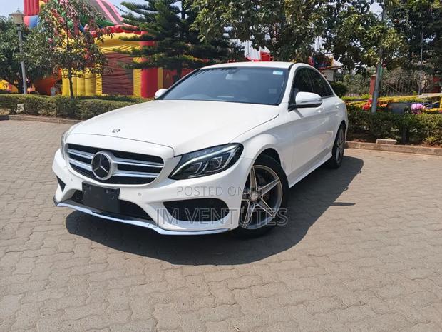 Mercedes-Benz C200 2015 White