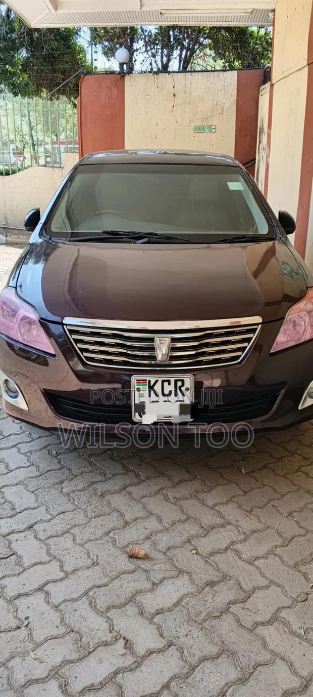 Toyota Premio 2012 Red