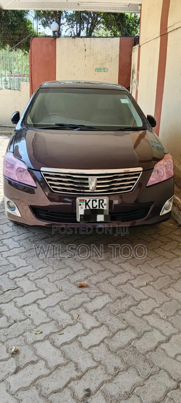 Toyota Premio 2012 Red