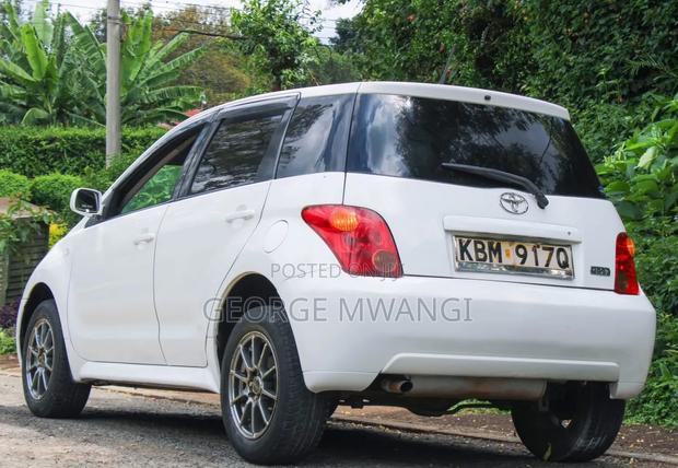Toyota IST 2004 White