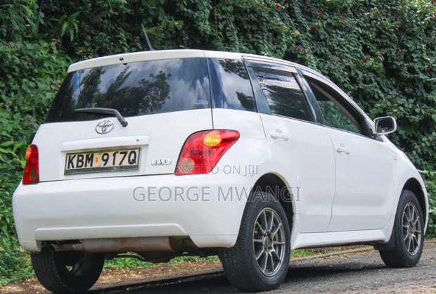 Toyota IST 2004 White