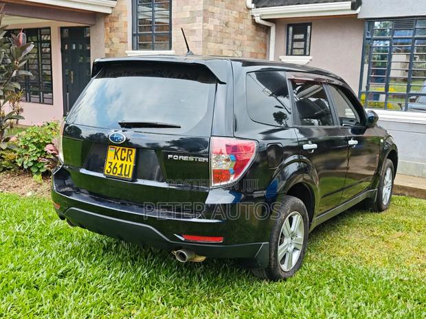 Subaru Forester 2012 Black