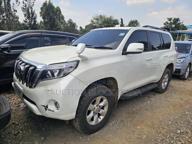 Toyota Land Cruiser Prado 2014 White