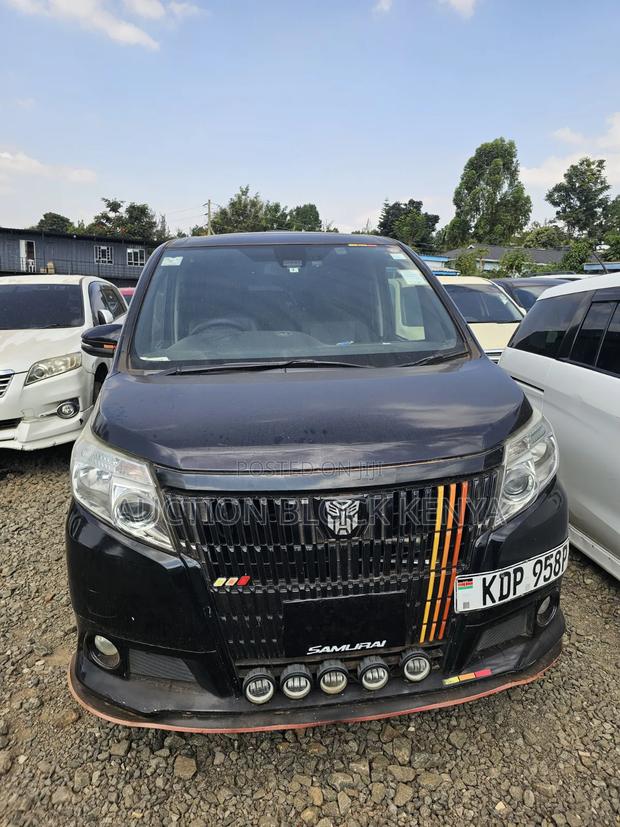 Toyota Noah 2016 Black