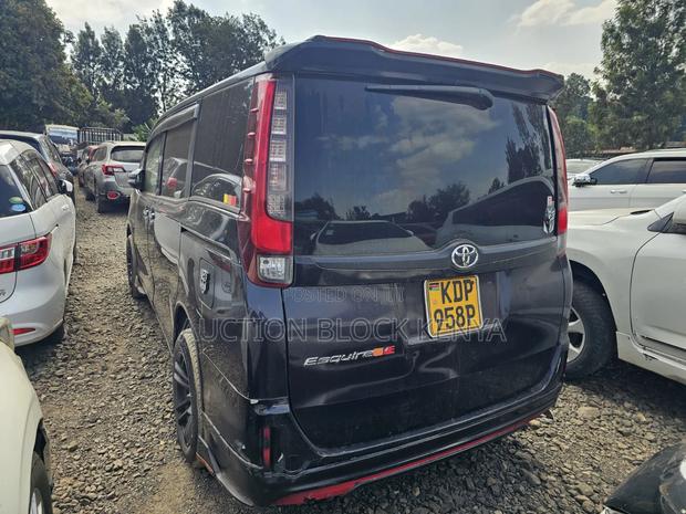 Toyota Noah 2016 Black