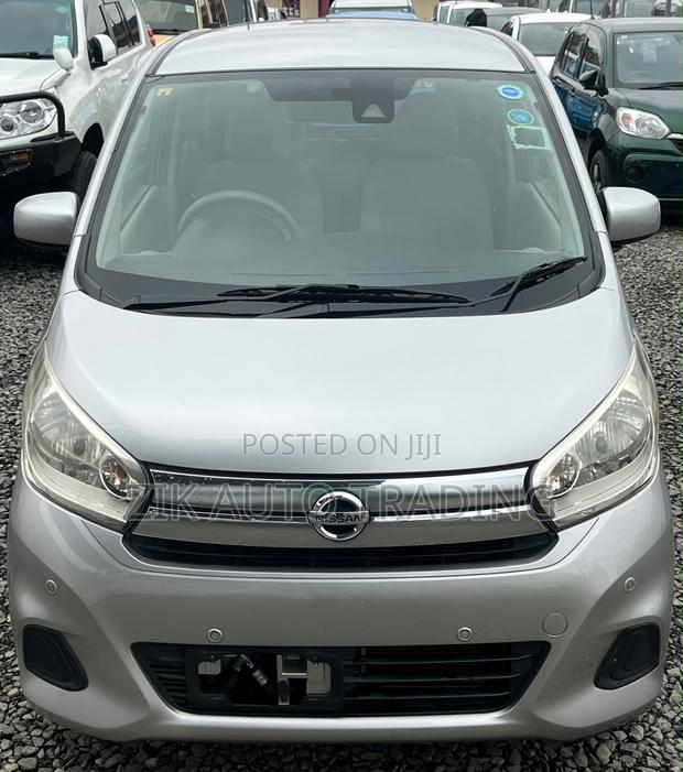 Nissan Dayz 2018 Silver
