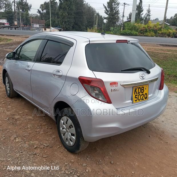 Toyota Vitz 2013 White