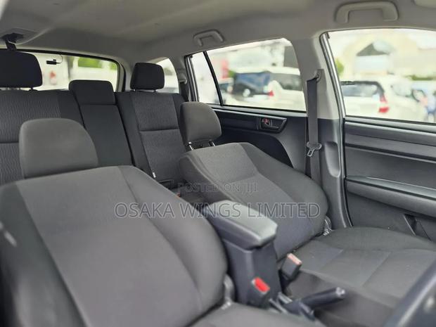 Toyota Corolla Fielder 2019
