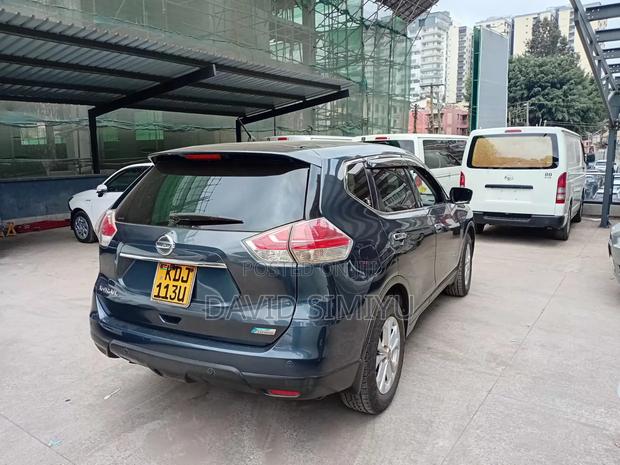 Nissan X-Trail 2015 Gray