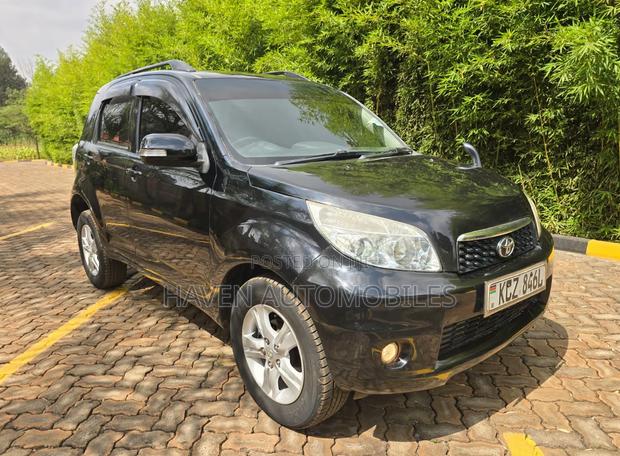 Toyota Rush 2012 Black