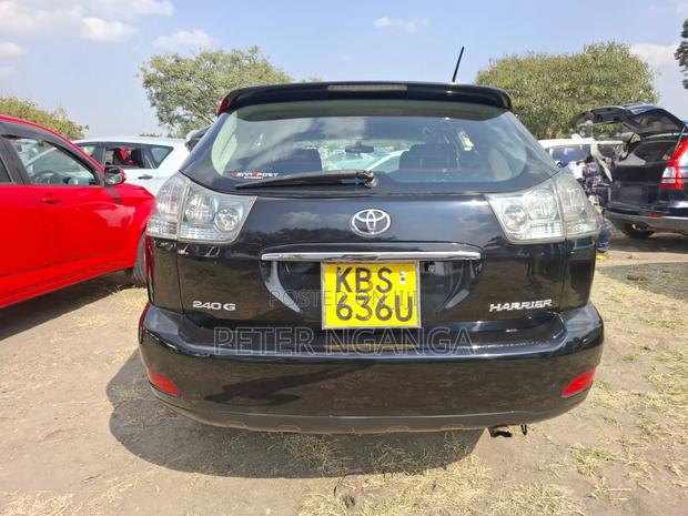 Toyota Hilux 2006 Black